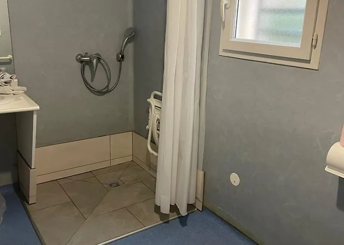 Semesterbostad Les Naiades F24 - 1 Bedroom For 4 People ! Avene